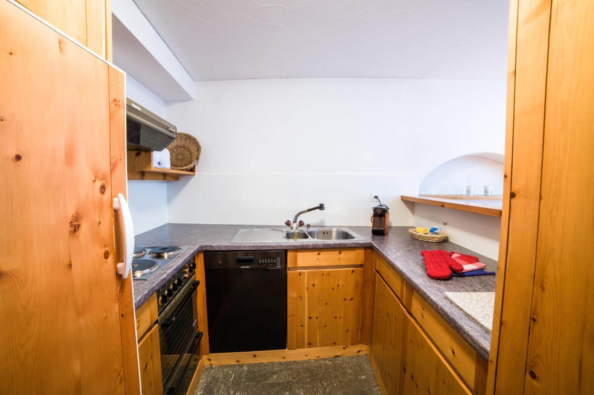 Chesa Michel Apartman Bever Szoba fotó